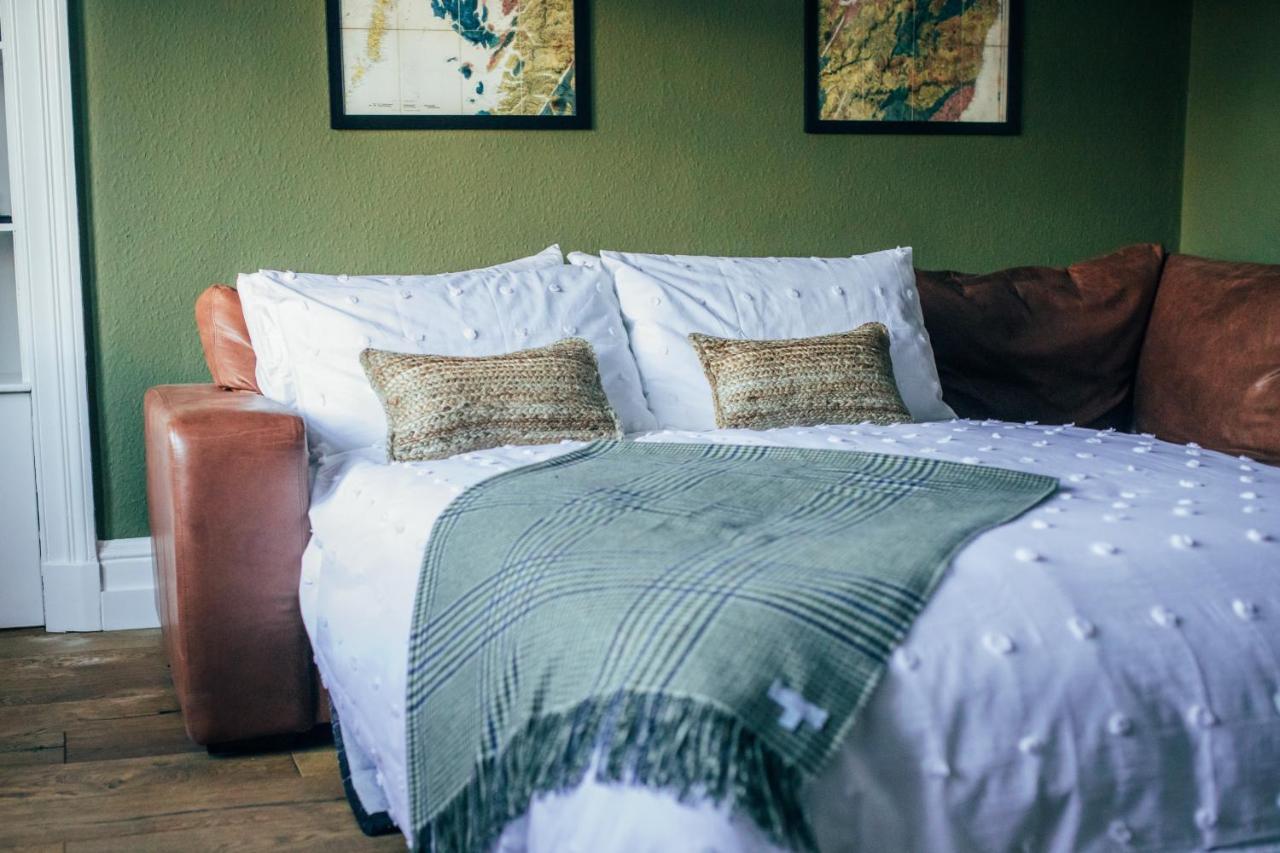The Main Street Burrow - Your Perfect Hideaway St Boswells Esterno foto