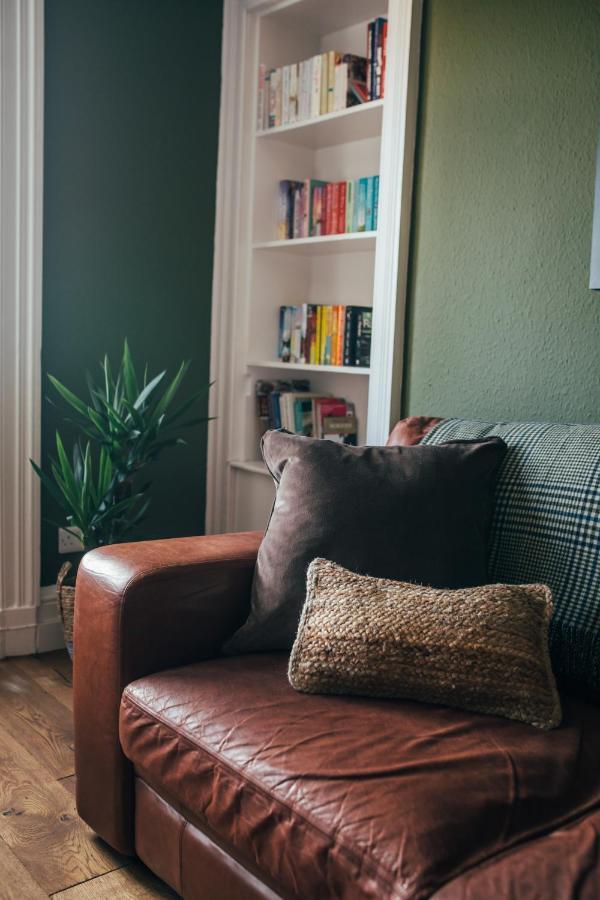 The Main Street Burrow - Your Perfect Hideaway St Boswells Esterno foto
